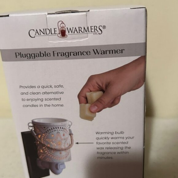 Star Plug in Wall Wax Warmer light in white Tin with Bulb - Picture 4 of 4